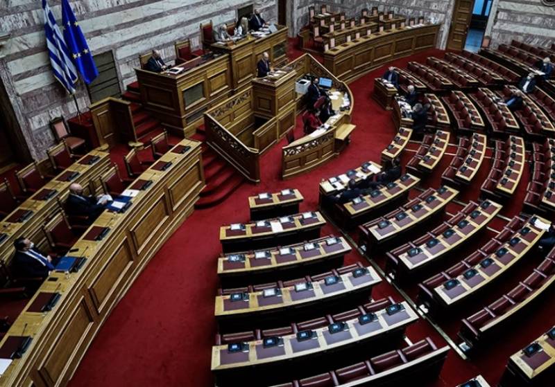 Βουλή: Ξεκινάει σήμερα στην Ολομέλεια η συζήτηση και ψήφιση του νομοσχεδίου για τις αλλαγές στα ΑΕΙ