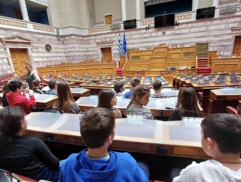 1ο Δημοτικό Σχολείο Καλαμάτας: Εκπαιδευτική επίσκεψη στη Βουλή των Ελλήνων