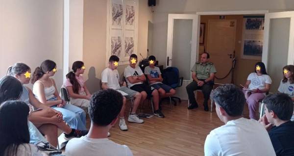 Εκπαιδευτήρια Μπουγά: Επίσκεψη στο Πολεμικό Μουσείο Καλαμάτας