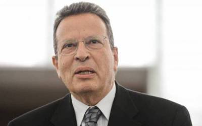 Γιώργος Κύρτσος: Ο Τραμπ κι εμείς