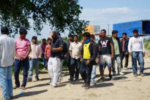 Στις 17 Ιουνίου συνεχίζεται η δίκη για την επίθεση εναντίον μεταναστών στη Μανωλάδα