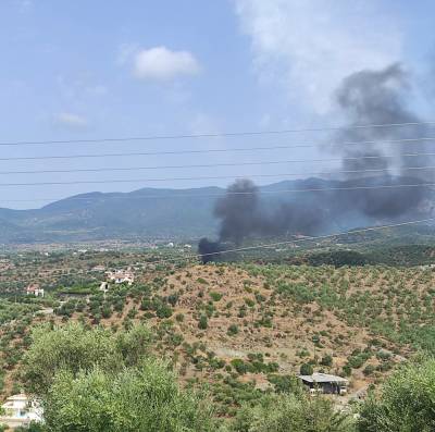 Κάηκε σταθμευμένο λεωφορείο στα Γιαννιτσάνικα