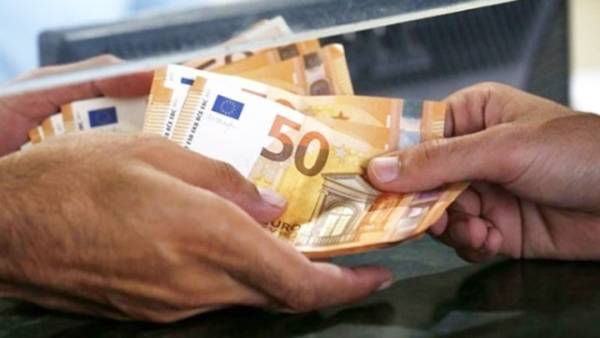 Τσακίρης: Έκτακτη επιχορήγηση έως 400.000 ευρώ για πληττόμενες επιχειρήσεις συγκεκριμένων κλάδων