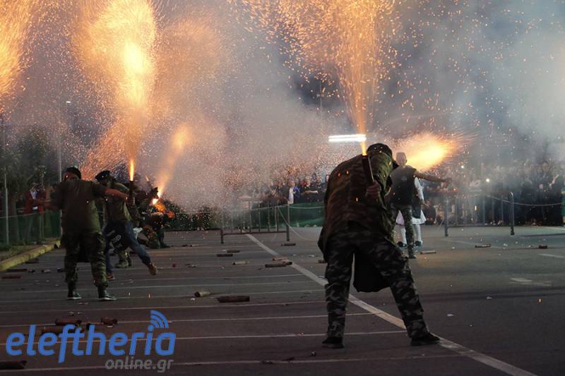 Καλαμάτα: Αύριο η δίκη για τον σαϊτοπόλεμο - Αλλαγή πλαισίου ή διακοπή είπε ο Νίκας για το έθιμο (βίντεο)