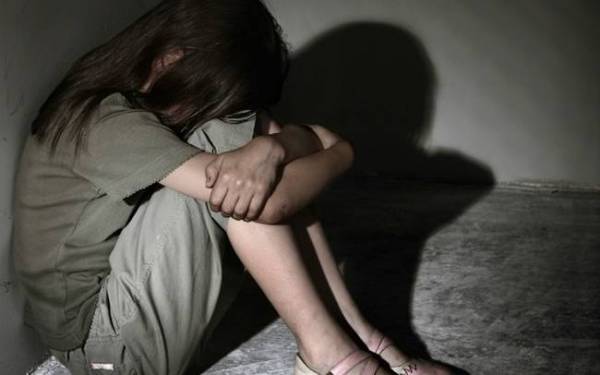 Ηλικιωμένος συνελήφθη στο Κιάτο για απόπειρα αποπλάνησης ανήλικου κοριτσιού
