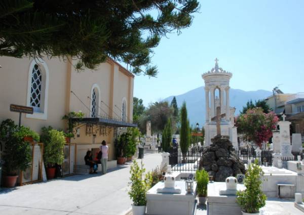 Να εξοφληθούν οφειλές στο κοιμητήριο ζητάει ο Δήμος Καλαμάτας