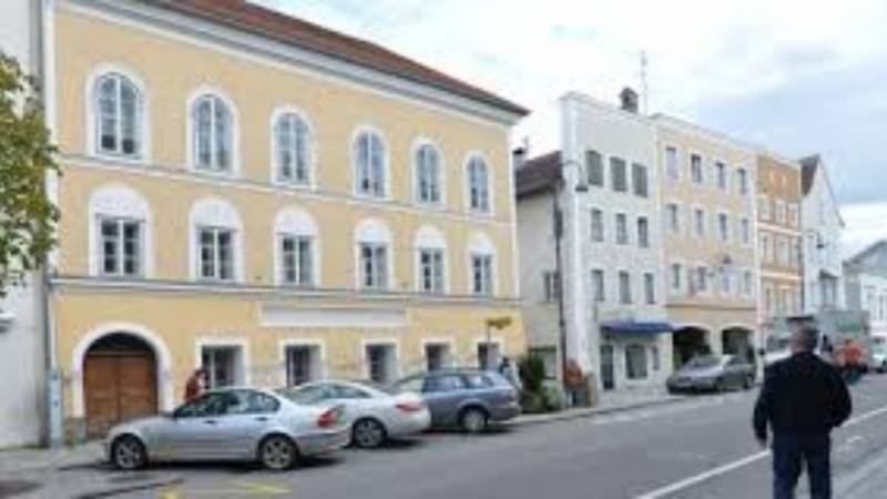 Αυστρία: Το σπίτι όπου γεννήθηκε ο Χίτλερ θα στεγάσει αστυνομικές υπηρεσίες