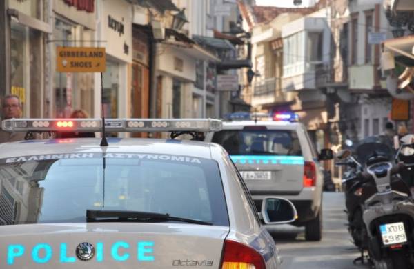 Χίος: Συνέλαβαν οδηγό που χτύπησε αλλοδαπό και τον παράτησε τραυματία