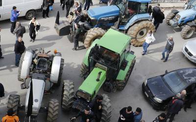 Οι εργαζόμενοι στις ΔΕΥΑ Μεσσηνίας υπέρ των αγροτών