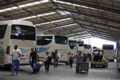 Οδηγός ΚΤΕΛ κατέβασε 10χρονο μαθητή από το λεωφορείο για 1 ευρώ στην Αρχαία Κόρινθο