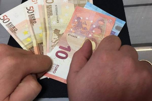 Κονδύλι 3 εκατ. ευρώ για 725 εργαζόμενους στην Ελλάδα δίνει το ΕΚ