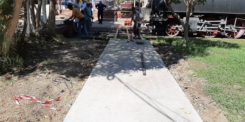 Ράμπα για ΑμεΑ στο Πάρκο Σιδηροδρόμων Καλαμάτας