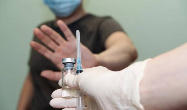 Welt: Καμία χώρα πιο σκληρή απέναντι στους αντιεμβολιαστές απ’ την Ελλάδα