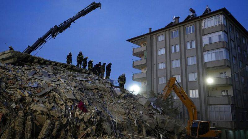 Τουρκία: Οι σεισμοί προκάλεσαν ζημιές άνω των 34 δισεκ. δολαρίων, σύμφωνα με προσωρινή εκτίμηση της Παγκόσμιας Τράπεζας   