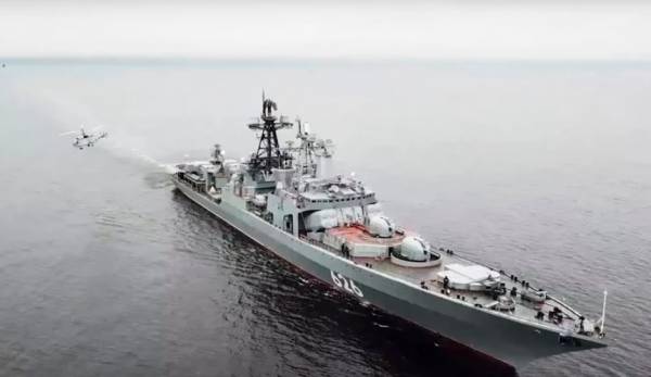 Μαύρη Θάλασσα: Ρωσικό πολεμικό πλοίο έριξε προειδοποιητικές βολές σε βρετανικό αντιτορπιλικό