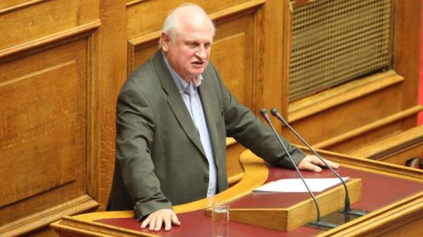 Έφυγε από τη ζωή ο πρώην βουλευτής του ΚΚΕ Αντώνης Σκυλλάκος