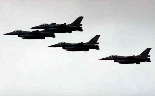 Τουρκικά F-16 πέταξαν πάνω από την Παναγιά των Οινουσσών