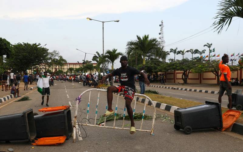 Νιγηρία: Είκοσι νεκροί σε διαδήλωση κατά της αστυνομικής βίας