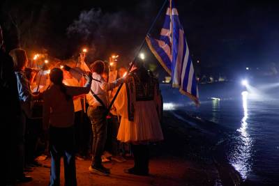 Με λαμπρότητα τιμήθηκε η 201η επέτειος της Ναυμαχίας της Μεθώνης (φωτό)