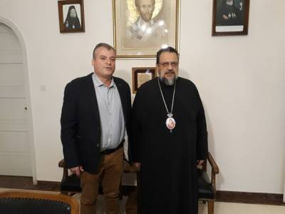 Ο Τάκης Καρβέλας στον μητροπολίτη Μεσσηνίας