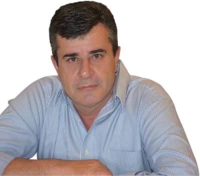 Παρουσιάζει συνδυασμό ο Κανάκης