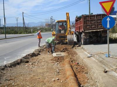 Καλαμάτα: Ανακατασκευάζουν την άσφαλτο στον κόμβο Ζαφείρη