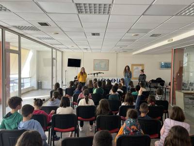 Επίσκεψη μαθητών των Εκπαιδευτηρίων Μπουγά στην “Ε”