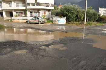 Μοιάζουν με πισίνες