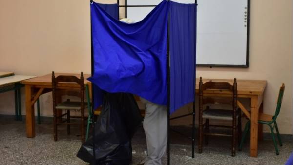 Το Σάββατο ψηφίζουν οι Ελληνες της Κύπρου για τις βουλευτικές εκλογές