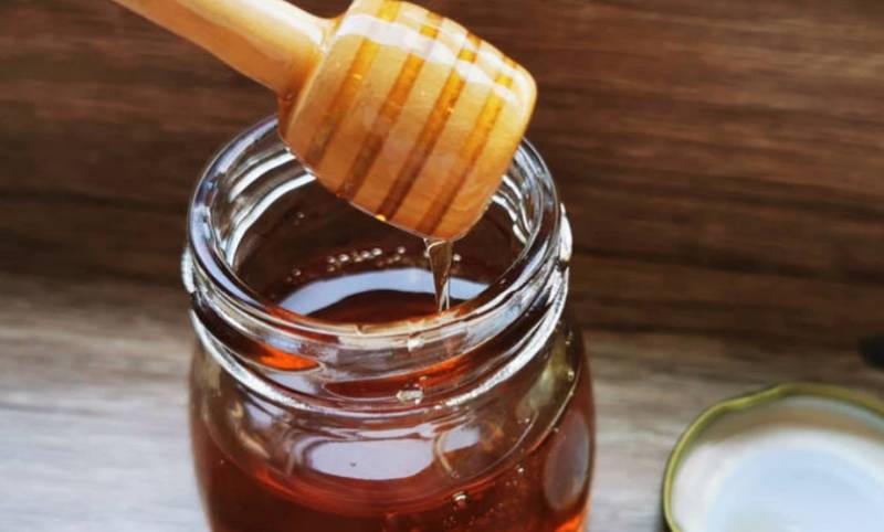 Ανακαλεί μέλι ο ΕΦΕΤ, διαπίστωσε πρόσθετες χρωστικές και νοθεία