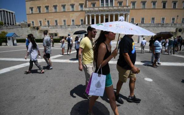 Έκτακτα μέτρα από τον δήμο Αθηναίων για τον καύσωνα