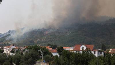 9 τραυματίες στις δασικές πυρκαγιές στην Πορτογαλία, που ζητεί ενισχύσεις