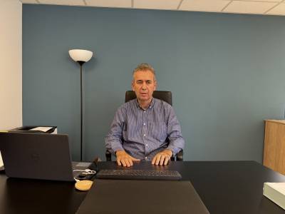 Το μπλόκο των social media ως μέτρο προστασίας των παιδιών - Συνέντευξη του Γ. Κορμά στον Κώστα Μπούρα