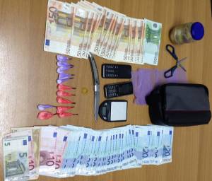 Σύλληψη 35χρονου στη Λακωνία με κοκαΐνη και 3.500 ευρώ