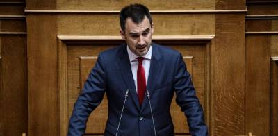 Χαρίτσης: Στα σκουπίδια πετά η κυβέρνηση τις δυνατότητες της οικονομίας