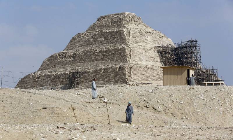 Αίγυπτος: Άνοιξε πάλι για το κοινό η αρχαιότερη σωζόμενη πυραμίδα, έπειτα από την αποκατάστασή της