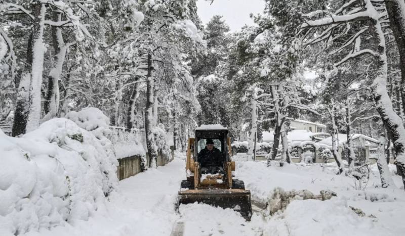 Nέο έκτακτο δελτίο της ΕΜΥ - Η εξέλιξη της κακοκαιρίας Μπάρμπαρα