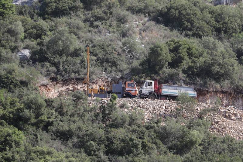 Αδεια για γεώτρηση στο Χανδρινού για τον δρόμο Καλαμάτα - Μεθώνη