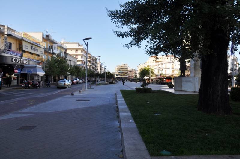 Δήμος Καλαμάτας: Παράταση στη δωρεάν παραχώρηση κοινοχρήστων χώρων για τραπεζοκαθίσματα