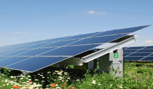 Σχέδια για ενεργειακή κοινότητα στη Μεσσηνία: Φωτοβολταϊκά από Ενωση και δήμους