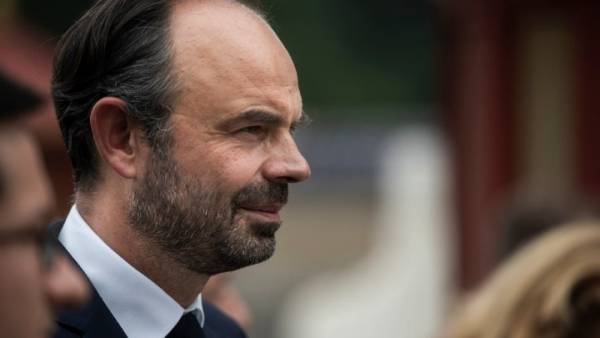 Γαλλία: Ο πρωθυπουργός Εντουάρ Φιλίπ αναλαμβάνει προσωρινά καθήκοντα υπ. Εσωτερικών