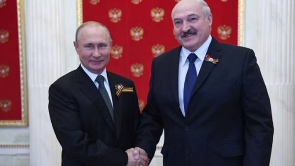 Ο Πούτιν υποδέχεται στο Σότσι τον Λουκασένκο