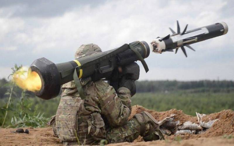 Αντιαρματικούς πυραύλους Javelin πωλούν οι ΗΠΑ στην Ουκρανία