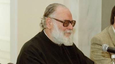 Πέθανε ο π. Γεώργιος Μεταλληνός