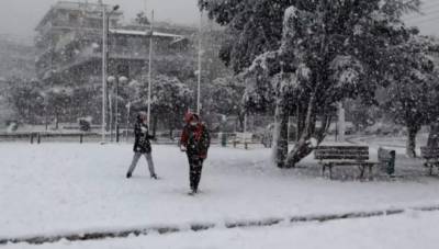 Κακοκαιρία &quot;Ελπίς&quot;: Πυκνές χιονοπτώσεις έως το μεσημέρι της Τρίτης