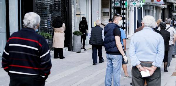 Κορονοϊός: Συνεδριάζουν οι ειδικοί για σταδιακή άρση του lockdown – Το πλάνο