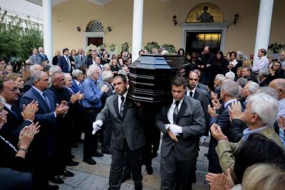 Λακωνία: Στο Οίτυλο η ταφή του Κυριάκου Γριβέα