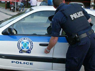 Οπλο και ναρκωτικά σε τσιγγάνικο παράπηγμα στην Κυδωνίτσα Μεσσήνης