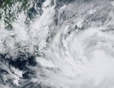 Ο κυκλώνας Τζούλια αφήνει πίσω τουλάχιστον 28 νεκρούς στην κεντρική Αμερική