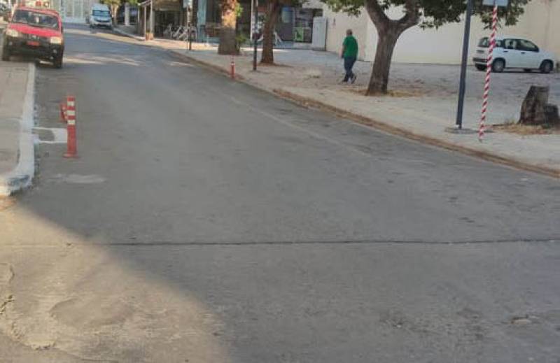 Εμπορικός Σύλλογος Κυπαρισσίας: Διαμαρτυρία για την κακή κατάσταση του οδικού δικτύου